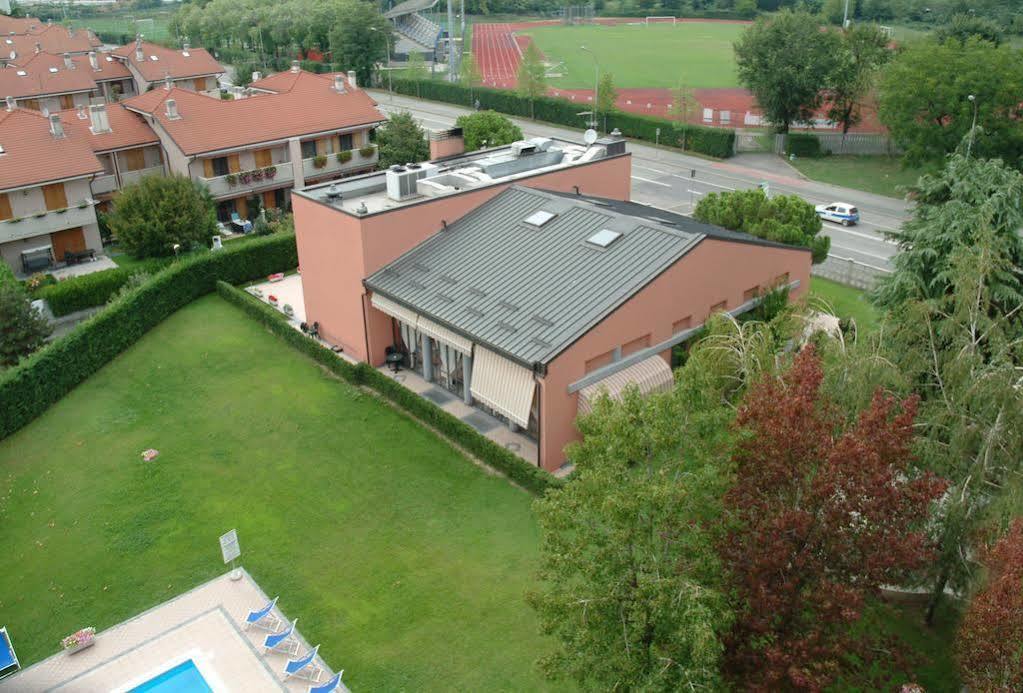 Hotel Embassy Pero Exterior foto
